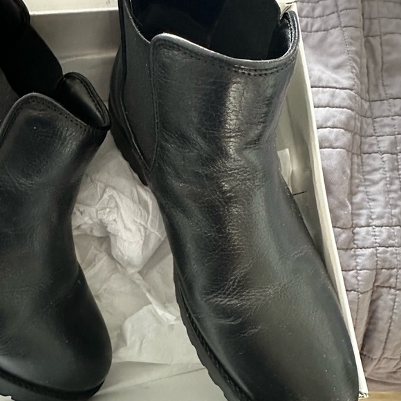 Marc Joseph Ave of Americas leather booties - Picture 3 of 5